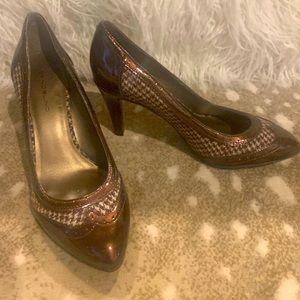 Bandolino size 7.5 heels -NWOT